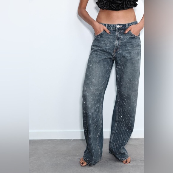 ZARA Denim - NWT ZARA RELAXED MID-RISE FULL LENGTH JEANS